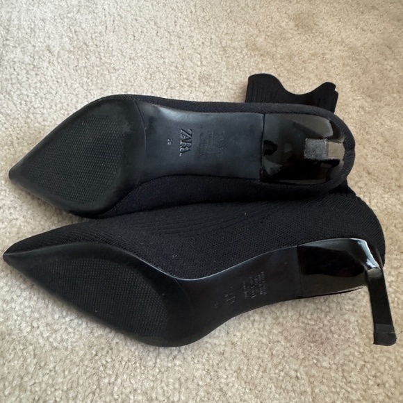 Zara Sock Pointed Toe Ankle Bootie - Picture 5 of 6